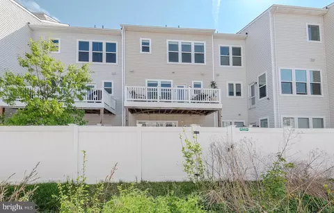 Exterior - 8239 Meadowood Dr, Hanover, MD 21076 photo 8 of 15