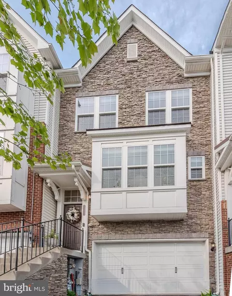 Exterior - 8239 Meadowood Dr, Hanover, MD 21076 photo 2 of 15