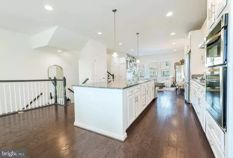 Entry Way - 8239 Meadowood Dr, Hanover, MD 21076 photo 2 of 9