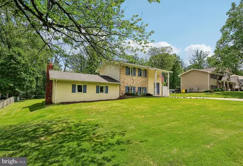 7925 Belhaven Ave, Pasadena, MD 21122 photo 25