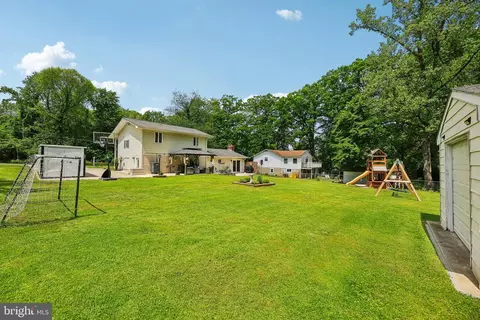 7925 Belhaven Ave, Pasadena, MD 21122 photo 33