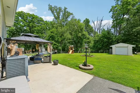 7925 Belhaven Ave, Pasadena, MD 21122 photo 28