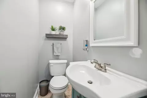 7925 Belhaven Ave, Pasadena, MD 21122 photo 21
