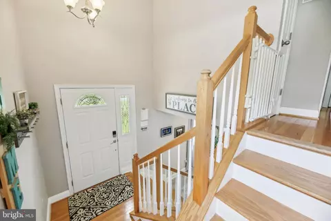 7925 Belhaven Ave, Pasadena, MD 21122 photo 5