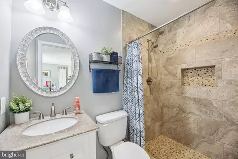 7925 Belhaven Ave, Pasadena, MD 21122 photo 15