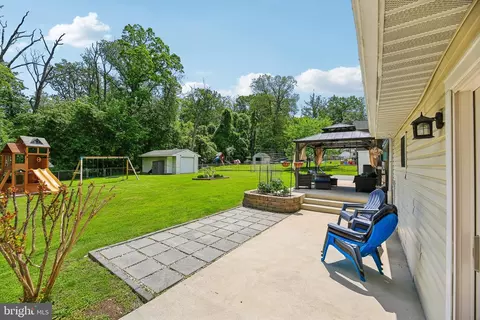 7925 Belhaven Ave, Pasadena, MD 21122 photo 30