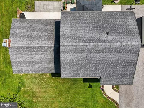 7925 Belhaven Ave, Pasadena, MD 21122 photo 38