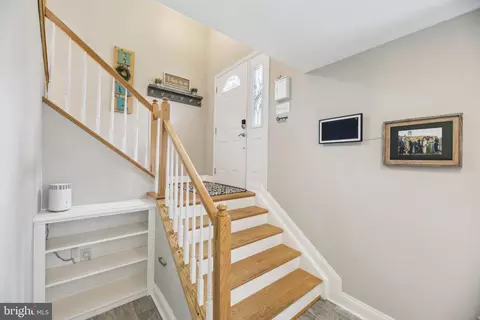 7925 Belhaven Ave, Pasadena, MD 21122 photo 4