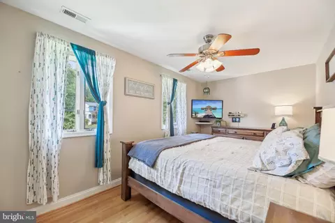 7925 Belhaven Ave, Pasadena, MD 21122 photo 22