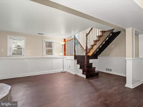 Entry Way - 1608 Havre De Grace Dr, Edgewater, MD 21037 photo 2 of 2
