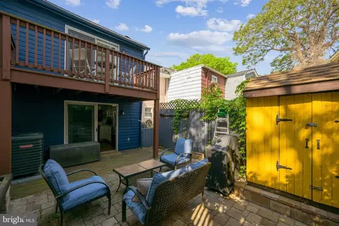 Exterior - 24 Fleet St, Annapolis, MD 21401 photo 4 of 7