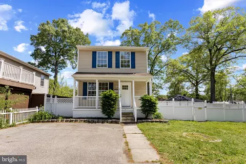 749 201st St, Pasadena, MD 21122