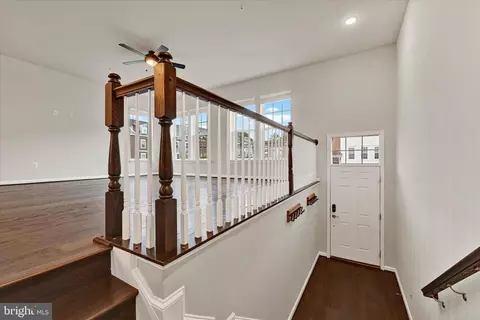 Entry Way - 7707 Cresap Ln, Hanover, MD 21076 photo 1 of 10
