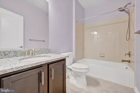 Entry Way - 7707 Cresap Ln, Hanover, MD 21076 photo 3 of 10