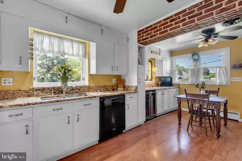 4249 Kings Rd, Edgewater, MD 21037 photo 9