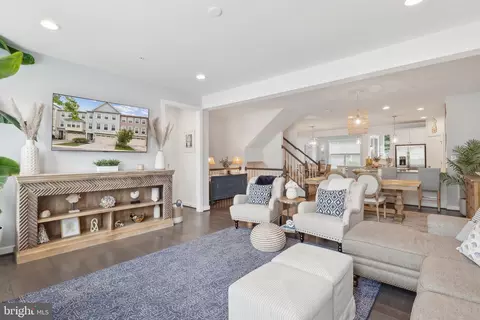 Entry Way - 29 Enclave Ct, Annapolis, MD 21403 photo 1 of 5