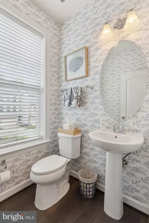 Bath - 29 Enclave Ct, Annapolis, MD 21403 photo 3 of 3
