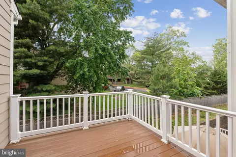 Exterior - 29 Enclave Ct, Annapolis, MD 21403 photo 6 of 9
