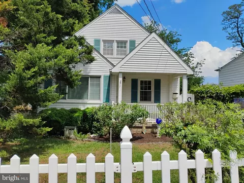 412 Linda Ave, Linthicum Heights, MD 21090