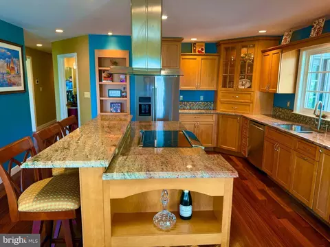 Kitchen - 1629 Fullerton Rd, Edgewater, MD 21037 photo 3 of 4