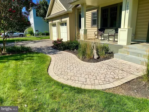 Exterior - 1629 Fullerton Rd, Edgewater, MD 21037 photo 3 of 13