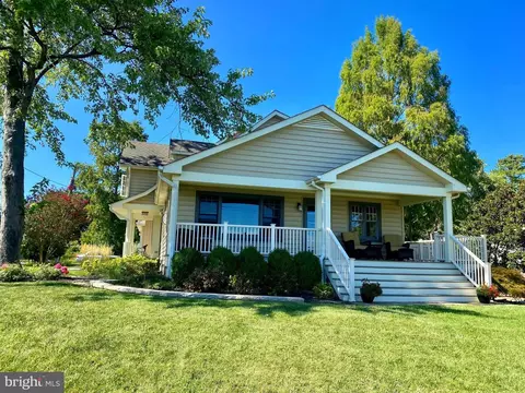 Exterior - 1629 Fullerton Rd, Edgewater, MD 21037 photo 6 of 13