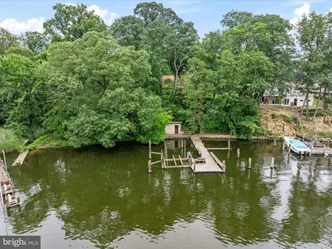 View/Area - 616 Mcmagan Dr, Pasadena, MD 21122 photo 2 of 15