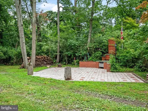 Exterior - 616 Mcmagan Dr, Pasadena, MD 21122 photo 11 of 14