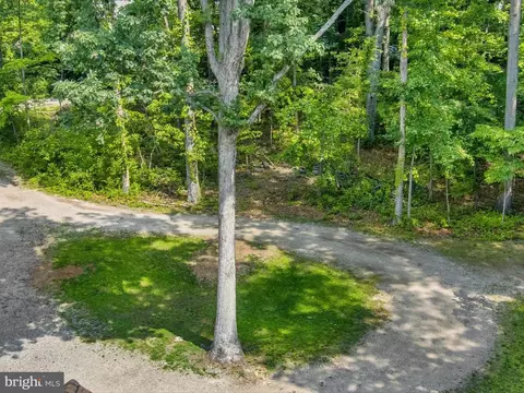 Other - 8013 Baileys Ln, Pasadena, MD 21122 photo 3 of 13