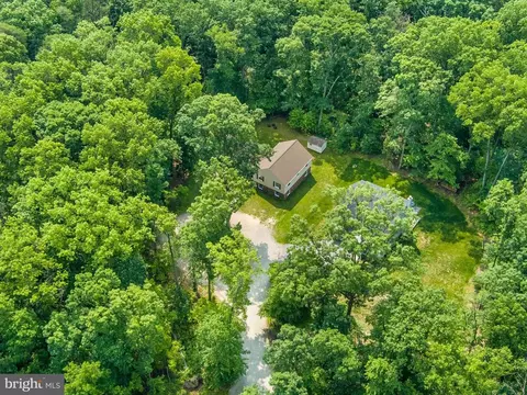 View/Area - 8013 Baileys Ln, Pasadena, MD 21122 photo 7 of 9