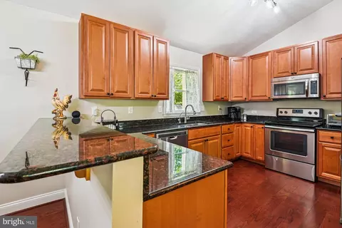 Kitchen - 8013 Baileys Ln, Pasadena, MD 21122 photo 1 of 1