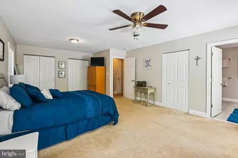 Bedroom - 8013 Baileys Ln, Pasadena, MD 21122 photo 2 of 6