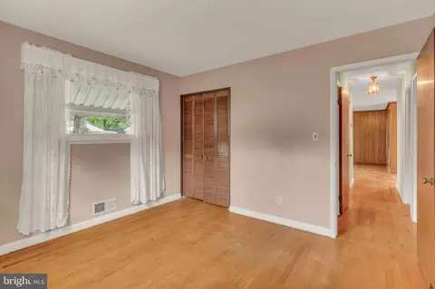 586 Rita Dr, Odenton, MD 21113 photo 16