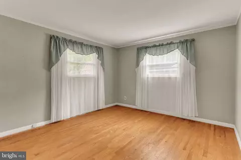 586 Rita Dr, Odenton, MD 21113 photo 12