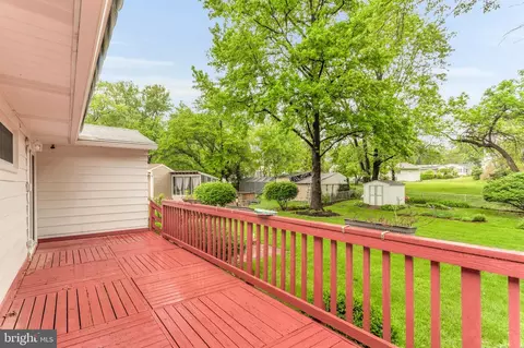 586 Rita Dr, Odenton, MD 21113 photo 8