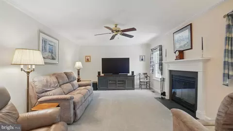 Entry Way - 2707 Maynard Rd, Crofton, MD 21114 photo 6 of 12