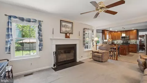 Entry Way - 2707 Maynard Rd, Crofton, MD 21114 photo 7 of 12