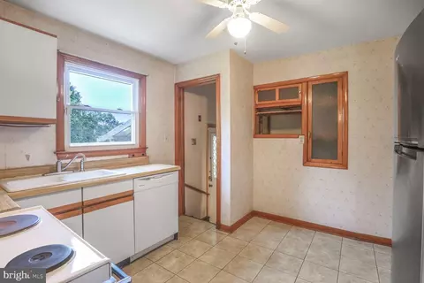 Other - 7423 Phelps Rd, Hanover, MD 21076 photo 3 of 11