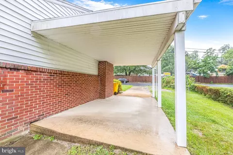 Exterior - 7423 Phelps Rd, Hanover, MD 21076 photo 2 of 3