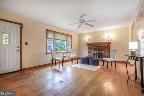Living - 7423 Phelps Rd, Hanover, MD 21076 photo 2 of 4