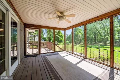 385 N Shore Rd, Pasadena, MD 21122 photo 34