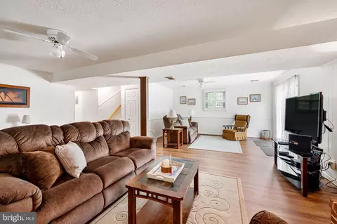 385 N Shore Rd, Pasadena, MD 21122 photo 28