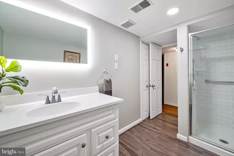 385 N Shore Rd, Pasadena, MD 21122 photo 32