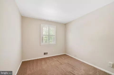 385 N Shore Rd, Pasadena, MD 21122 photo 17