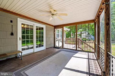 385 N Shore Rd, Pasadena, MD 21122 photo 33