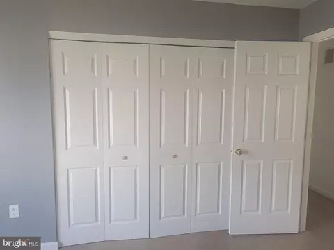 801 Selby Blvd, Edgewater, MD 21037 photo 4