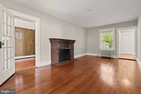 Living - 331 E Maple Rd, Linthicum Heights, MD 21090 photo 2 of 4