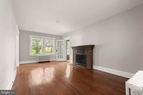 Living - 331 E Maple Rd, Linthicum Heights, MD 21090 photo 4 of 4