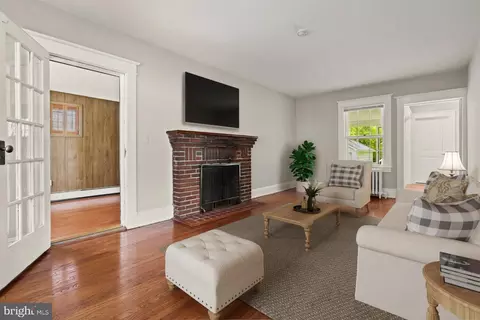 Living - 331 E Maple Rd, Linthicum Heights, MD 21090 photo 1 of 4