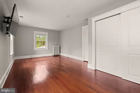 Bedroom - 331 E Maple Rd, Linthicum Heights, MD 21090 photo 3 of 5